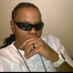 Meet your Posher, Daphne